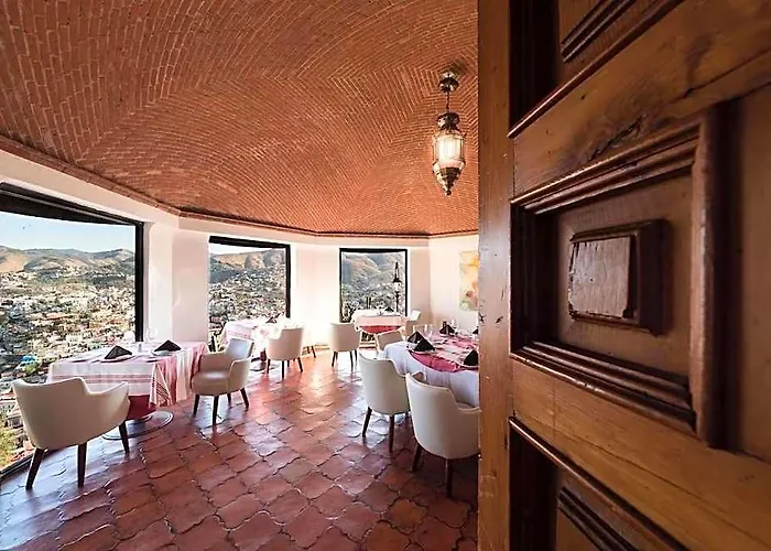 Mision Grand Casa Colorada